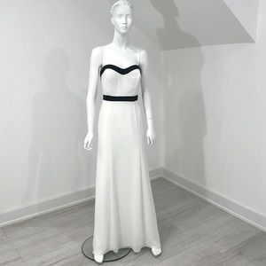 NWT SAMPLE SOCIAL 8146 bride bridesmaid size 10 IVORY/ Black. Georgette.Pristine